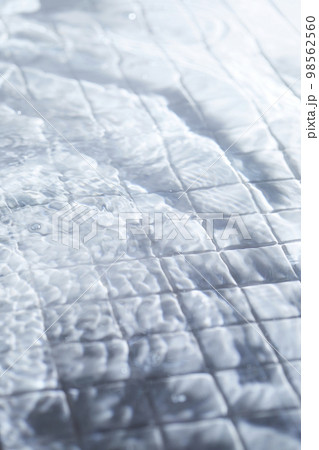 滴 健康 ブルー 98562560