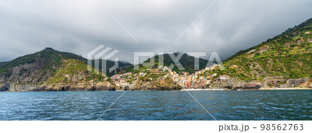 Coast of the Cinque Terre National Park - Riomaggiore Liguria Italy Coast of the Cinque Terre National Park - Riomaggiore Liguria Italy 98562763
