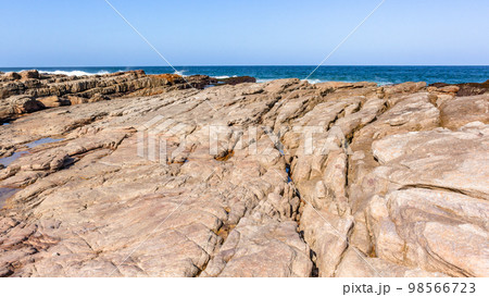 Ocean Rocky Coastline Blue Water Horizon 98566723