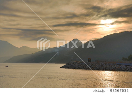 the sunset of Junk Bay, Tseung Kwan O bay 2013 Feb 17 98567652