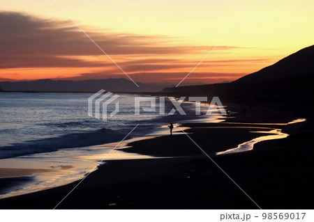伊良湖岬の夕暮れ 伊良湖岬の夕暮れ 98569017