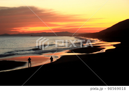 伊良湖岬の夕暮れ 伊良湖岬の夕暮れ 98569018