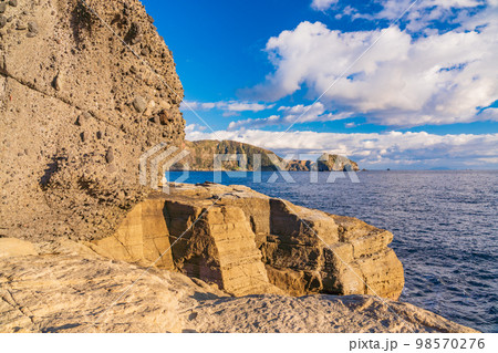 （静岡県）南伊豆入間千畳敷　夕景 98570276