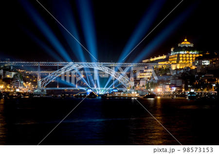 Dom Luis I bridge at night Dom Luis I bridge at night 98573153