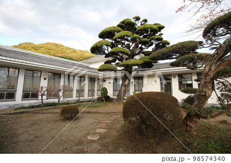 龍野のまちなみ　霞城館　兵庫県たつの市龍野町 98574340