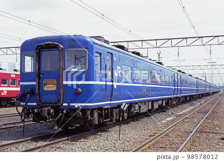 函館本線　札幌運転所　JR北海道　14系（札幌）　はまなす 98578012