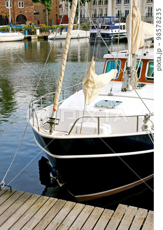 Yacht marine 98578235