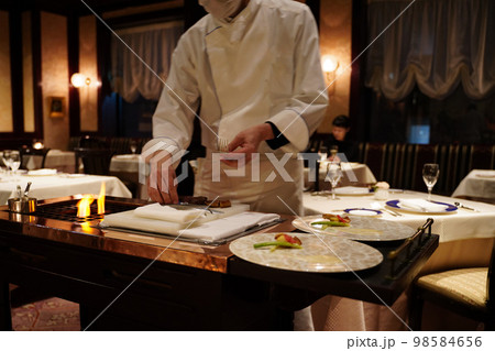 フレンチのフルコース 98584656