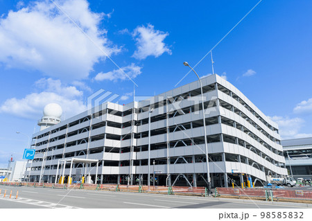 《福岡県》増改築工事中の福岡空港国際線ターミナルビル(2023年1月撮影) 《福岡県》増改築工事中の福岡空港国際線ターミナルビル(2023年1月撮影) 98585832