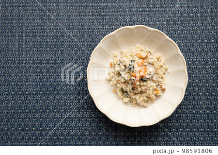 おからの煮物 98591806