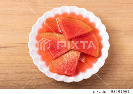 紅心大根の甘酢漬け 98591961