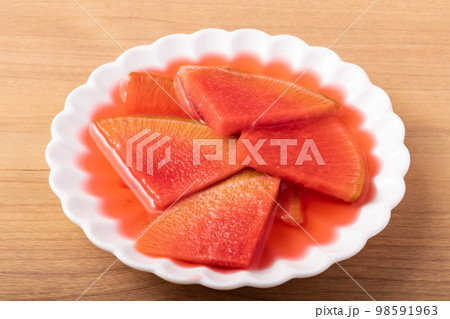 紅心大根の甘酢漬け 98591963