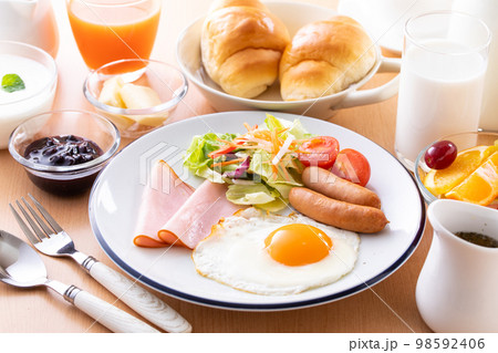 朝食のイメージ〜洋食 98592406