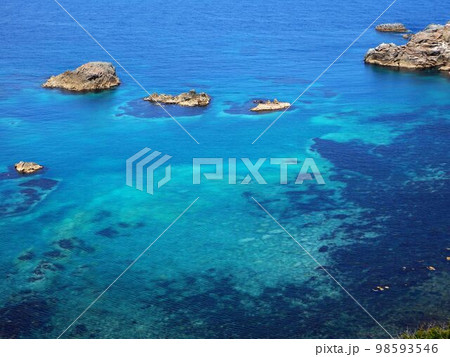 北海道島武意海岸の積丹ブルー 98593546