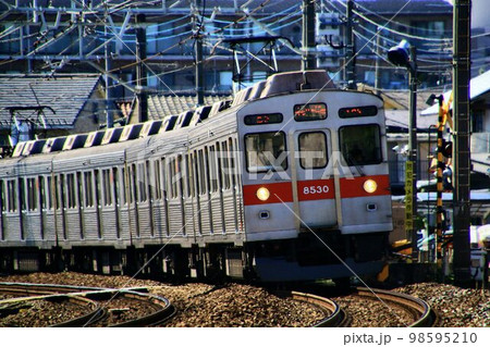 ステンレスの名車…東急8500系 ステンレスの名車…東急8500系 98595210