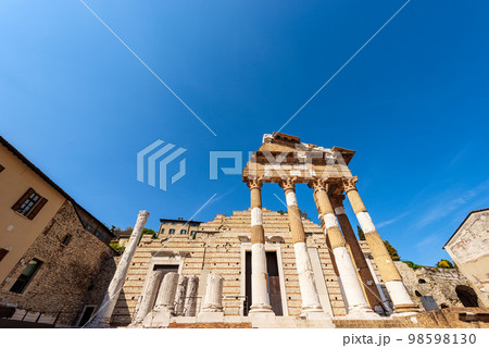 Roman Temple in Brescia Lombardy Italy - Capitolium or Tempio Capitolino 98598130