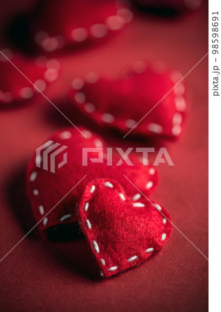Small red hearts Small red hearts 98598691