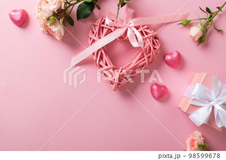 Valentine's Day greeting card template. Space for copying. Flat position, top view. 98599678