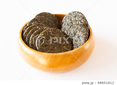 黒胡麻せんべい　米菓　おやつ　ごませんべい 98601812