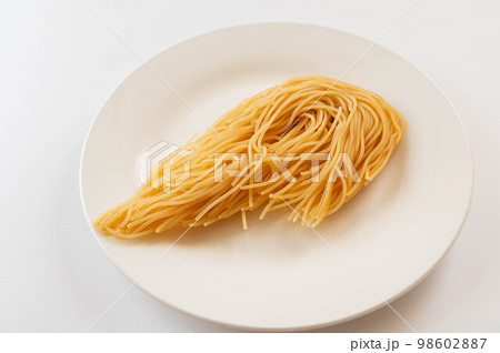 スパゲッティ風 発芽玄米のお米麺 スパゲッティ風 発芽玄米のお米麺 98602887
