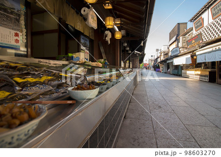 帝釈天 参道 の風景画像 帝釈天 参道 の風景画像 98603270