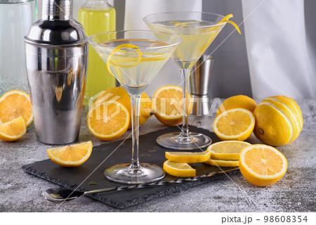 Lemon drop martini with zest 98608354