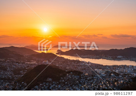 長崎市・夕景 長崎市・夕景 98611297