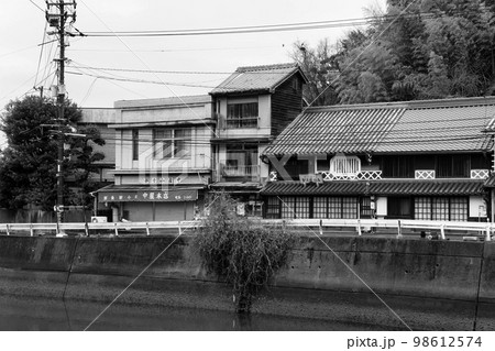 玉島　仲買町の町並み　岡山県倉敷市 98612574