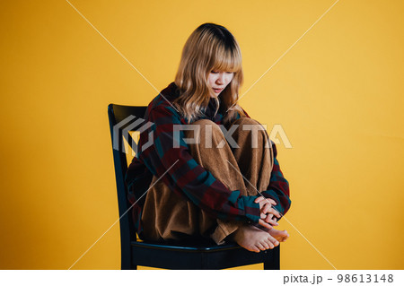 ファッションポートレート（女性） 98613148
