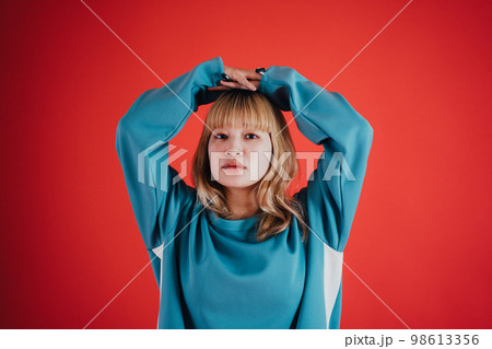 ファッションポートレート（女性） 98613356