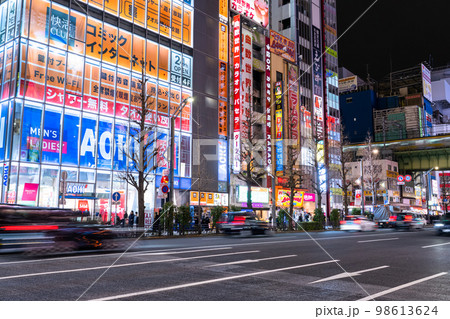 《東京都》秋葉原電気街・都市夜景 98613624