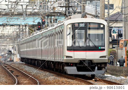 鉄道　私鉄・東急・東武乗り入れ　東急5000系  98613801