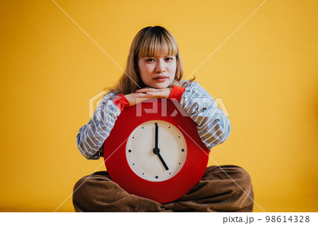 時間と女性 98614328