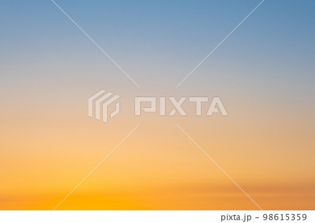 夕空のグラデーション 夕空のグラデーション 98615359