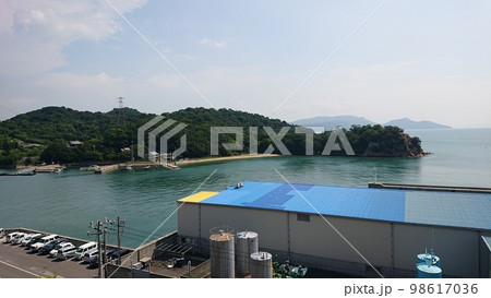 直島の本村港 直島の本村港 98617036