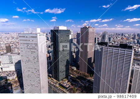 《東京都》東京都市風景・新宿からのぞむ眺望 《東京都》東京都市風景・新宿からのぞむ眺望 98617409