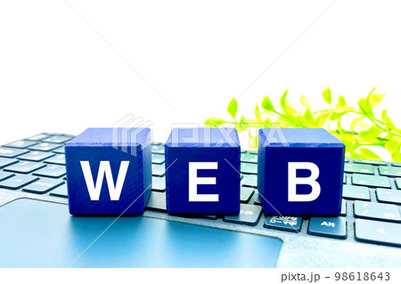 ウェブの文字 インターネットのWeb 98618643