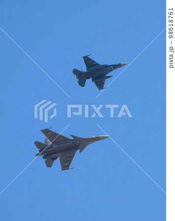 航空自衛隊F-2B&インド空軍スホーイSu-30MKI 航空自衛隊F-2B&インド空軍スホーイSu-30MKI 98618761