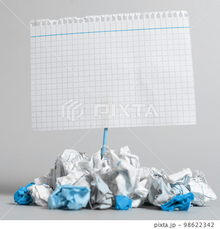 Paper Wraps Placed Around Important Information. Wrinkled Notes Arranged In Circle With Crutial Announcement Inside. Crumpled Memos With Critical Data In. 98622342