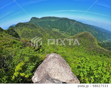 座禅岩からの多良岳と経ヶ岳 98627533
