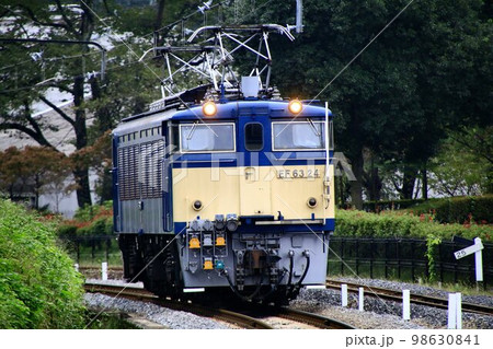 往時の雄姿を今に伝える…峠のシェルパ・EF63電気機関車 往時の雄姿を今に伝える…峠のシェルパ・EF63電気機関車 98630841