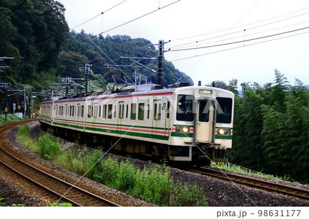 ハムサンド電車♪信越線を力走する…107系電車 98631177