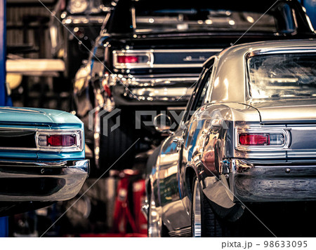 アメ車のガレージ 98633095