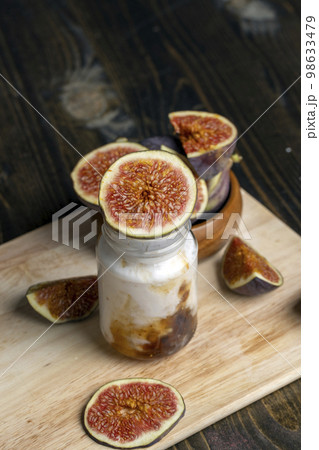 delicious yogurt with the taste of figs 98633479