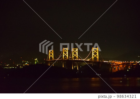 夜の瀬戸大橋 98634321