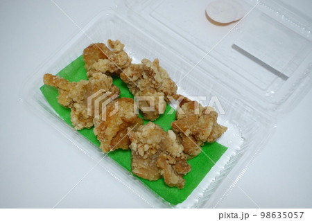 惣菜のからあげ 98635057