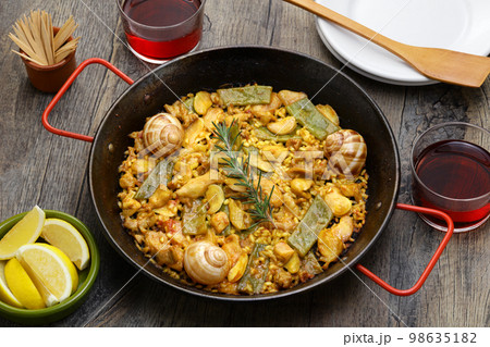 パエリア・バレンシアーナ 98635182