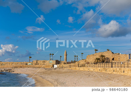 The medieval city of Akko. A popular tourist spot in Israel 98640180