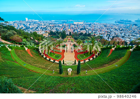 Baha'i Gardens, also the Terraces of the Baha'i Faith, the Hanging Gardens of Haifa Baha'i Gardens, also the Terraces of the Baha'i Faith, the Hanging Gardens of Haifa 98640246