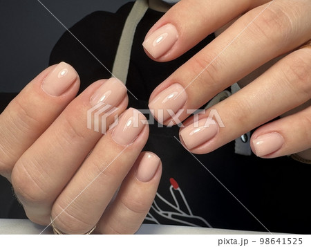 Nail Polish. Art Manicure. Colored Nail Polish. Beauty hands. 98641525